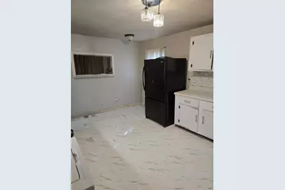 838 Woods Drive NW, Atlanta, GA 30318 - Photo 5