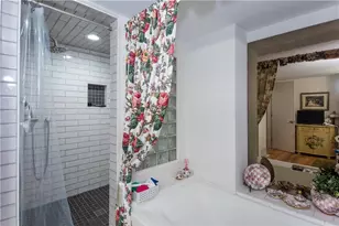 2840 Peachtree Rd NW, Atlanta, GA 30305 - Photo 23