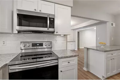 60 Chaumont Square NW, Atlanta, GA 30327 - Photo 11