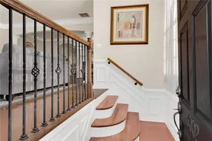 4002 Manchester Cir, Roswell, GA 30075 - Photo 3