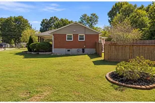258 Rockin Hill Dr, Marietta, GA 30060 - Photo 3