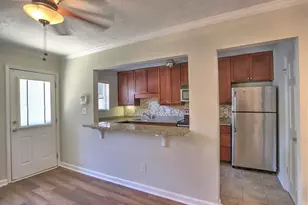 135 N River Dr, Sandy Springs, GA 30350 - Photo 13