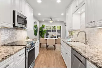 7 Ivy Gates NE, Atlanta, GA 30342 - Photo 9
