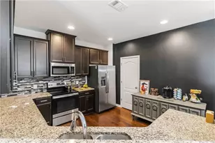 5708 Radford Loop, Fairburn, GA 30213 - Photo 5