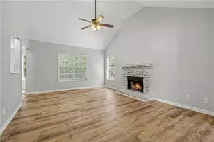 402 Eileen Cir, Canton, GA 30114 - Photo 3