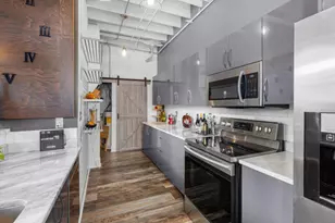 158 Walker St SW, Atlanta, GA 30313 - Photo 15