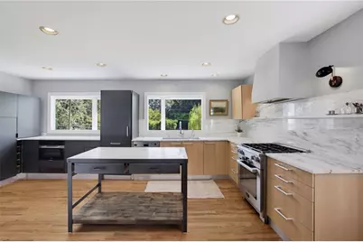 2424 Battle Drive NE, Atlanta, GA 30345 - Photo 7