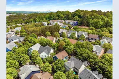 1572 Gilstrap Lane NW, Atlanta, GA 30318 - Photo 37