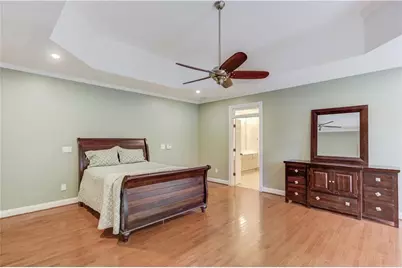 7680 Ryefield Drive, Sandy Springs, GA 30350 - Photo 29
