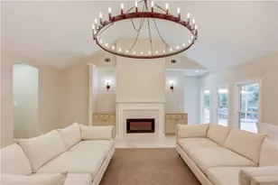7680 Ryefield Dr, Sandy Springs, GA 30350 - Photo 17
