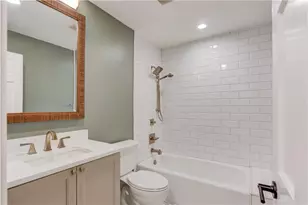 7680 Ryefield Dr, Sandy Springs, GA 30350 - Photo 27