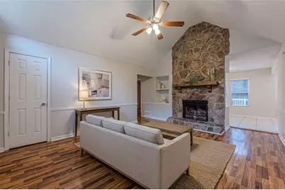 549 Pineland Circle SW, Mableton, GA 30126 - Photo 5