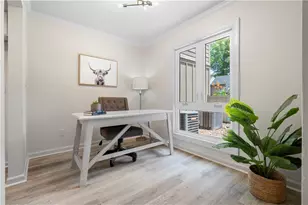 922 Cedar Creek S, Marietta, GA 30067 - Photo 5