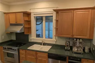 1033 Oak St SW, Atlanta, GA 30310 - Photo 11
