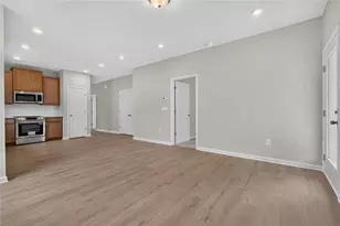 103 Live Oak St, Calhoun, GA 30701 - Photo 11