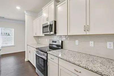 83 Professional Place, Calhoun, GA 30701 - Photo 9