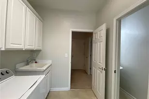 1893 Ridgemont Ln, Decatur, GA 30033 - Photo 15