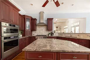 835 Glengate Pl, Sandy Springs, GA 30328 - Photo 13