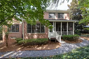 835 Glengate Pl, Sandy Springs, GA 30328 - Photo 3