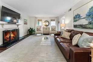 16 Palace Green Pl NW, Atlanta, GA 30318 - Photo 9