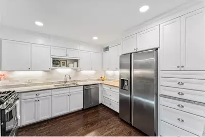 16 Palace Green Place NW, Atlanta, GA 30318 - Photo 13