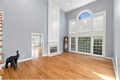 2105 Wrights Mill Circle NE, Atlanta, GA 30324 - Photo 9