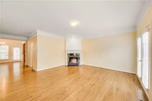 2776 Loftview Square, Atlanta, GA 30339 - Photo 3