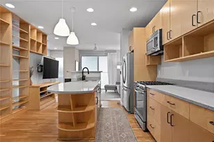 1590 Tallulah St, Atlanta, GA 30318 - Photo 15
