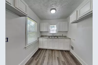 542 S Evelyn Place NW, Atlanta, GA 30318 - Photo 7