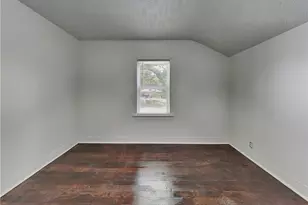 542 S Evelyn Pl NW, Atlanta, GA 30318 - Photo 9