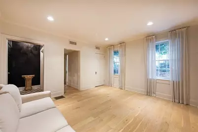 2222 Peachtree Road NW #A3, Atlanta, GA 30309 - Photo 13