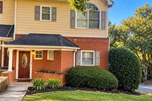 8620 Hope Mews Ct, Sandy Springs, GA 30350 - Photo 1