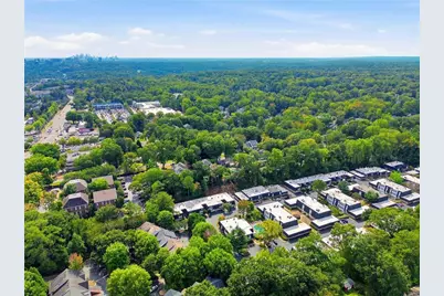 5455 Chemin De Vie, Sandy Springs, GA 30342 - Photo 49