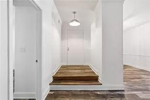 5455 Chemin De Vie, Sandy Springs, GA 30342 - Photo 3