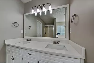 2242 Vintage Oaks Drive, Loganville, GA 30052 - Photo 11