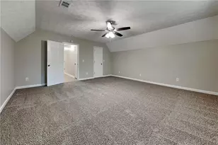 2242 Vintage Oaks Dr, Loganville, GA 30052 - Photo 13