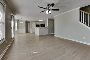 2242 Vintage Oaks Dr, Loganville, GA 30052 - Photo 3