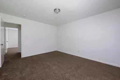 8165 Magnolia Drive, Jonesboro, GA 30238 - Photo 9