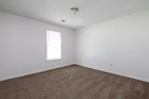 8165 Magnolia Dr, Jonesboro, GA 30238 - Photo 11