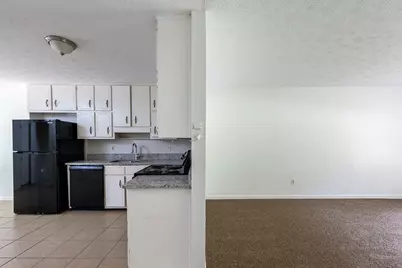 8165 Magnolia Drive, Jonesboro, GA 30238 - Photo 3