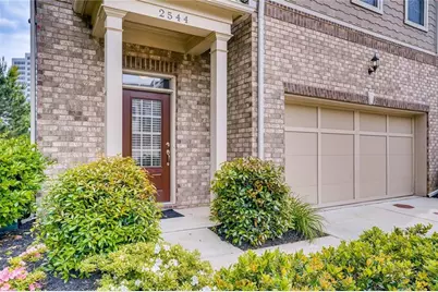 2544 Josselyn Lane SE, Smyrna, GA 30080 - Photo 3