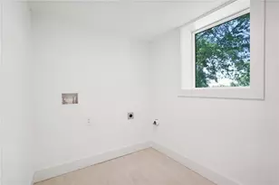 2423 Melinda Dr NE, Atlanta, GA 30345 - Photo 59