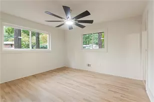 2363 Englewood Dr, East Point, GA 30344 - Photo 15
