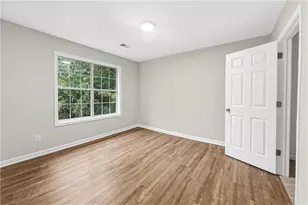 1942 Pittston Farm Rd, Lithonia, GA 30058 - Photo 15