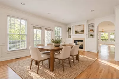 1055 Davis Circle NW #R, Atlanta, GA 30318 - Photo 9