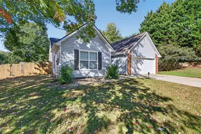 7101 Independence Drive, Flowery Branch, GA 30542 - Photo 5