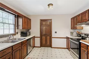 166 Knollwood Dr NW, Marietta, GA 30064 - Photo 11