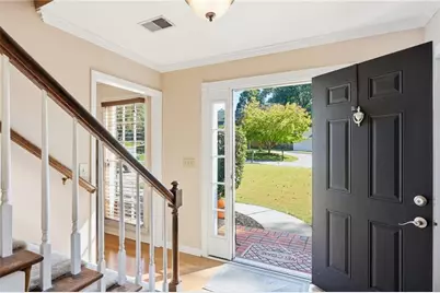 166 Knollwood Drive NW, Marietta, GA 30064 - Photo 3