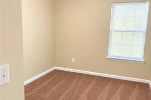 5542 Pineridge Ct, Forest Park, GA 30297 - Photo 17