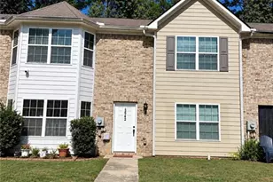 5542 Pineridge Ct, Forest Park, GA 30297 - Photo 1